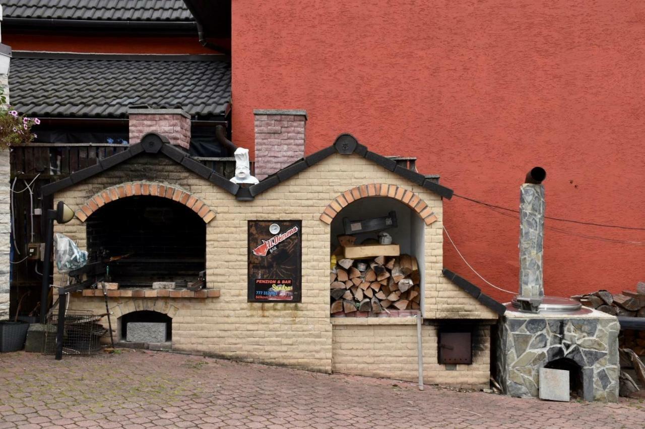 Penzion-Bar Sandra Belkovice Eksteriør billede